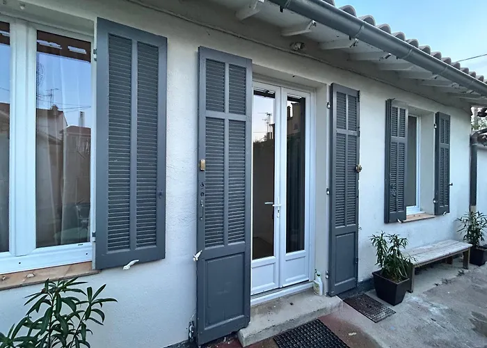 بيت للعطل Jolie Maison De Proche Du Centre Et De La Saint-Raphaël